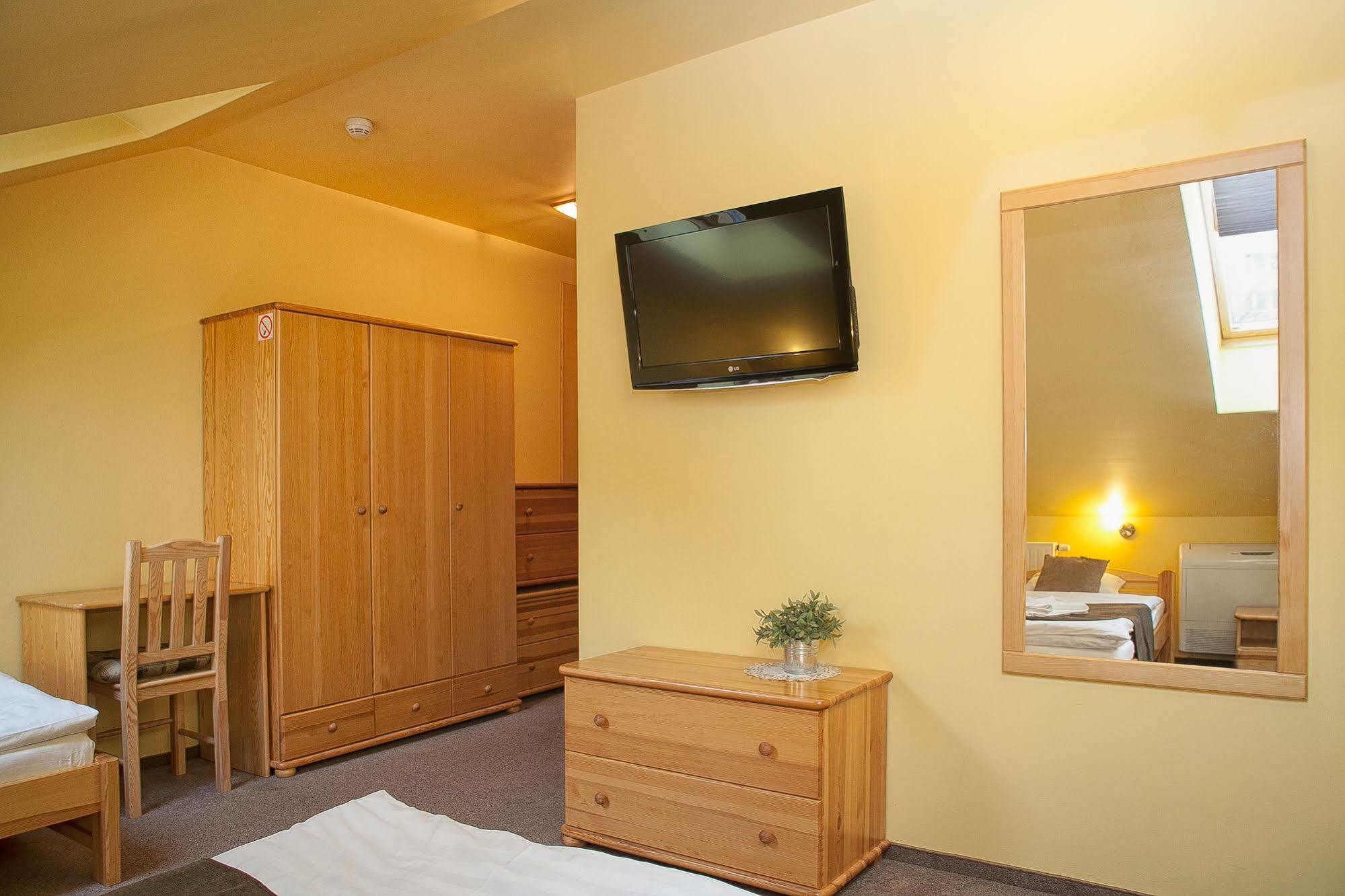 H31 Aparthotel Poznań Exterior foto